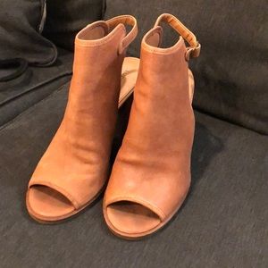 Lucky Brand heels